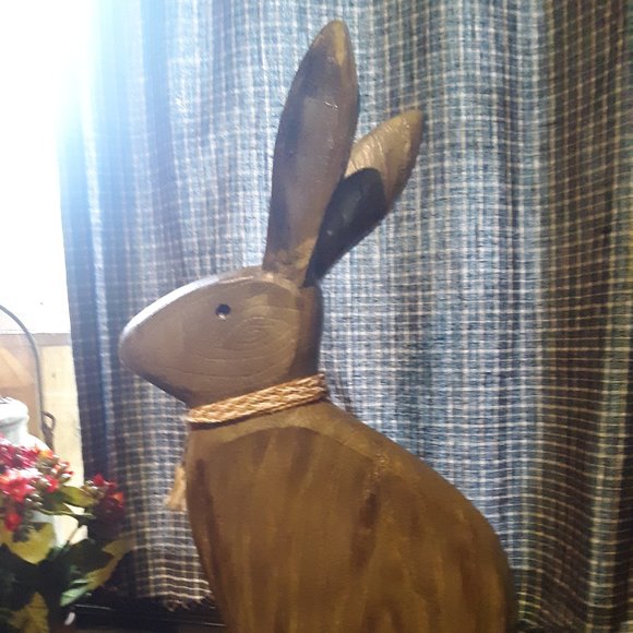 Beautiful Large Rabbit - Picture 2 of 6